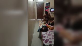 Coimbatore vibachaara aunty kuthiyil oothu vinthu irakugiraan