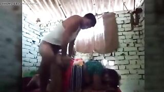 Salem tamil village wife niraiya nilaiyil ookum sex