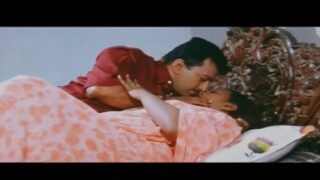 Moodu etrum matured shakeela aunty sex movie