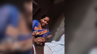 Tamil anni kozhunthan poolai urinthu sex