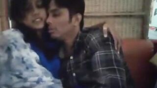 Kathali kuthi mulaiyai sappi kiss sex