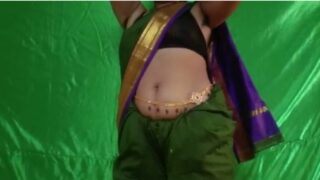 South aunty saree thuki pundai sex