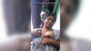 Madurai housewife aunty nighty boobs