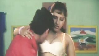 Nadigai reshma big boobs kanbithu sex