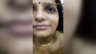 Vaara iruthiyil sugamaaga kerala aunty sex