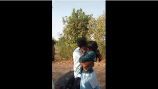 Tamil College Girl Lover Kuda Outdoor Kiss Sex Video