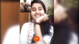 Big boobs paarthu kai aditha video call sex