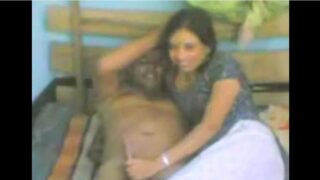 Aunty pakathu veetu paiyan sunni sappiya sex padam