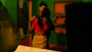 Gramathu auntyai paiyan saree kayati nude sex