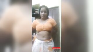 Thiruppur aunty saree kayati big mulai kaatum nude