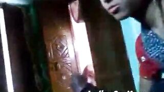 Kathali mulai sappi oombavidum tamil porn videos