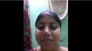 Village housewife aunty boobs pussy saree kattiya video