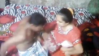 Pakathuveetu tamil aunty kuthi licking sex