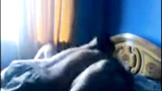 Villupuram couple kuthi naki oombi ookum hot sex