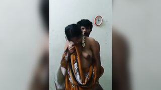 Ninru Konde Kamasugam Seiyyum Tamil Wife Sex