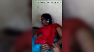 டியூசன் கேர்ள் பிராண்ட் முலை பிசையும் படம்