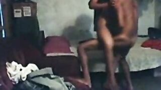 Hidden camera irupathu theriyamal kadhali sex seikiral