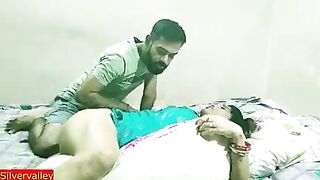 MILF bhabhi kuda bedroomil scandal sex nadathinen