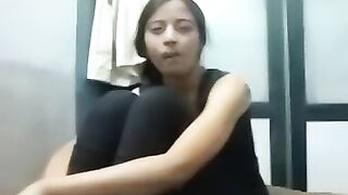 First time virgin kadhali koothiyai okkum kadhalan