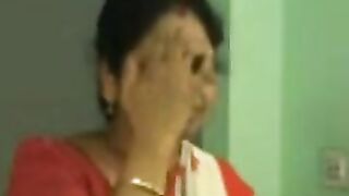 Tamil aunty doctorudan sex seikiral