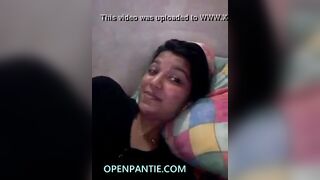 Gramathu penn sex moodil irukum mms clip