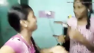 College padikum lesbian girls veettil kujal adikirargal