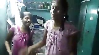 College padikum lesbian girls veettil kujal adikirargal