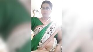 Kerala mallu teacher idupai kattum sexy video