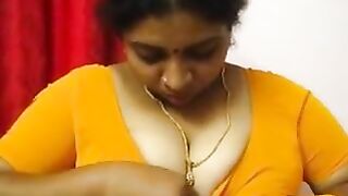 House wife aunty blouse kazhatukiral