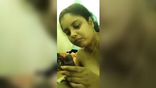 Desi penn oombi kottai sappi kanchi kudikiral