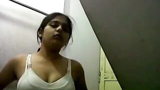 Chennai girl undress seitha bathroom video